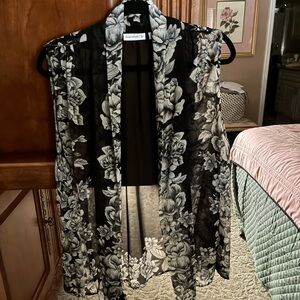 Susan Graver Black and White Floral Tunic